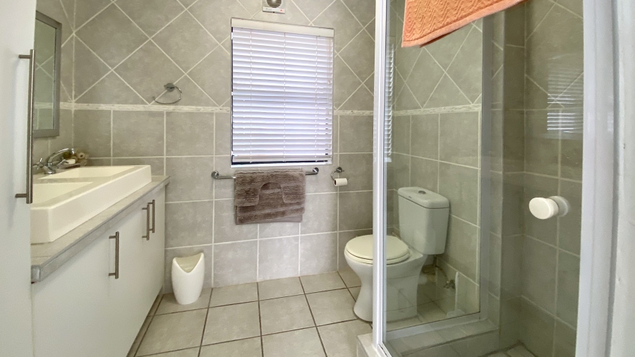 6 Bedroom Property for Sale in Dwarskersbos Western Cape